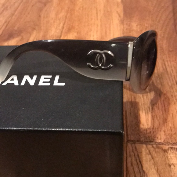 Chanel gradient S1144 sunglasses, authentic! main image 3